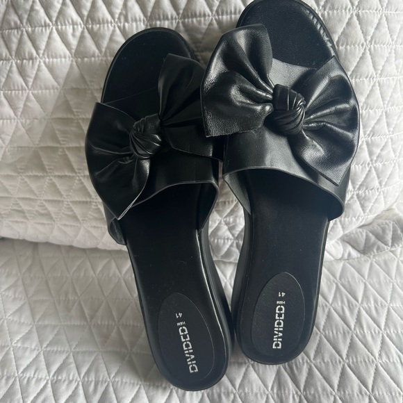 Women slides with bow - Picture 2 of 4